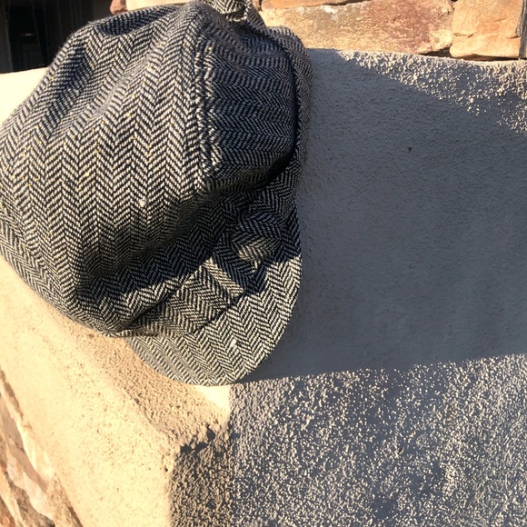 Bebe Womens Chevron print cap - Picture 12 of 16